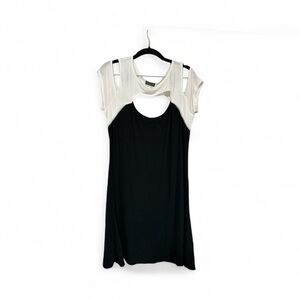 VENUS Elegant White and Black off the shoulder Summer dress